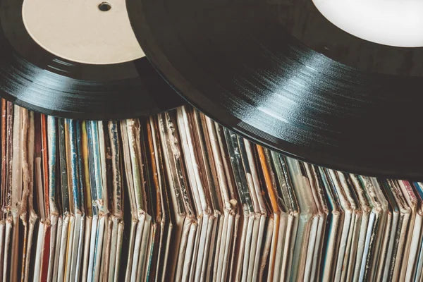 The Resurgence of Vinyl: A Melodic Journey Back in Time