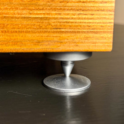 Isolation feet upgrade on Thorens TD-160 turntable base
