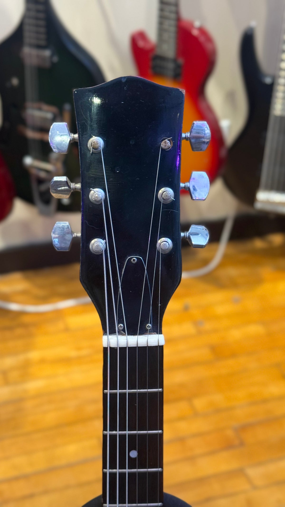 Unbranded SG-Style Electric Guitar – Cherry Red — headstock detail